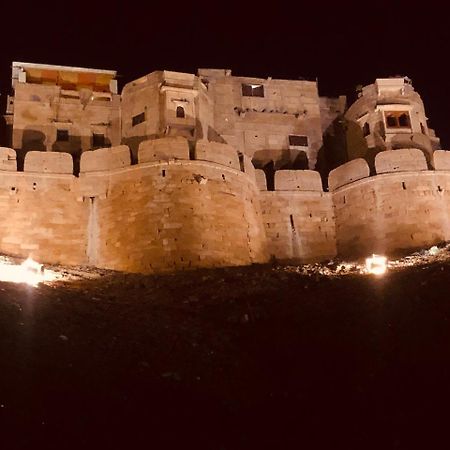 Desert Haveli Guest House ジャイサルメール エクステリア 写真