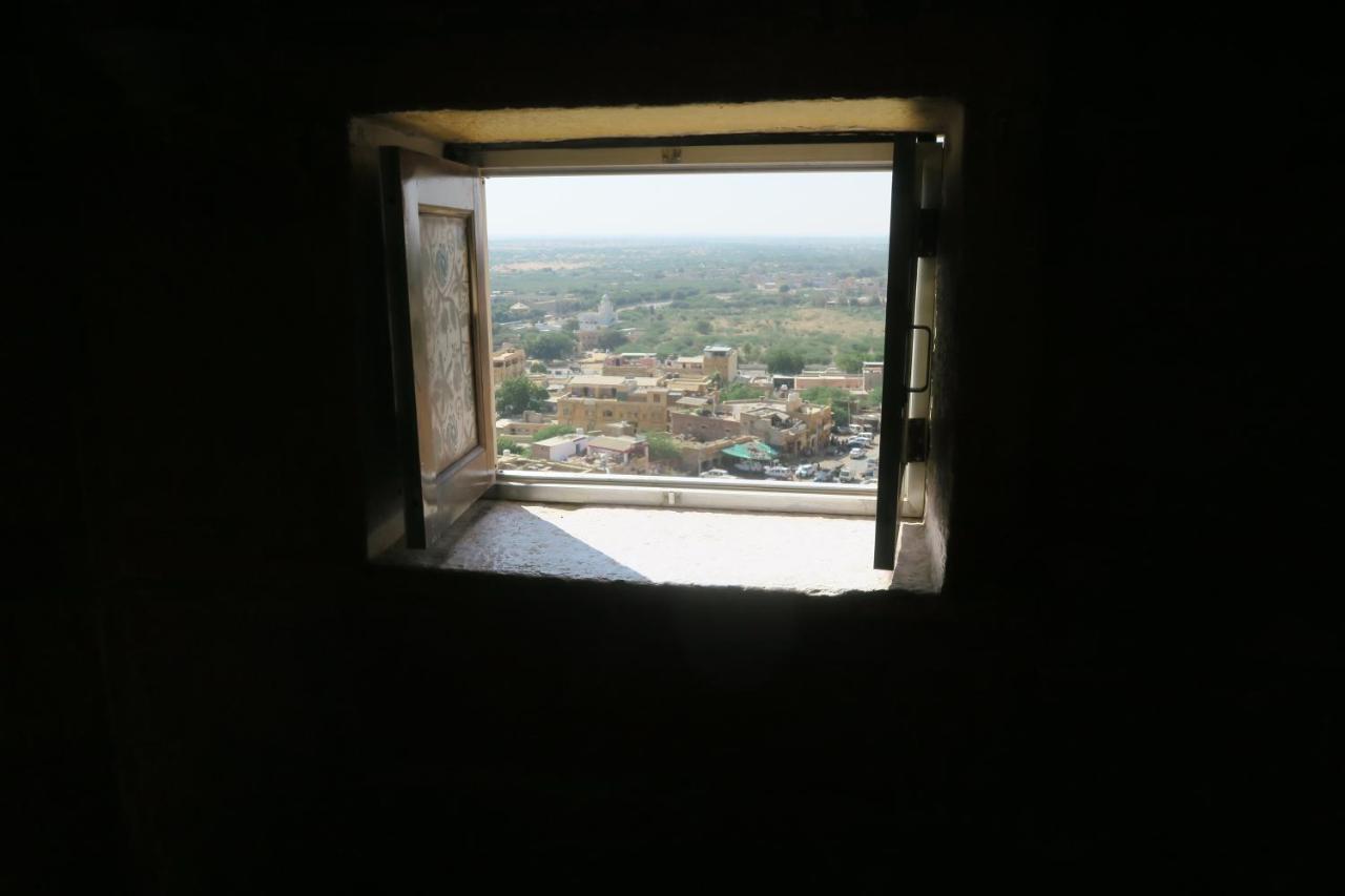 Desert Haveli Guest House ジャイサルメール エクステリア 写真