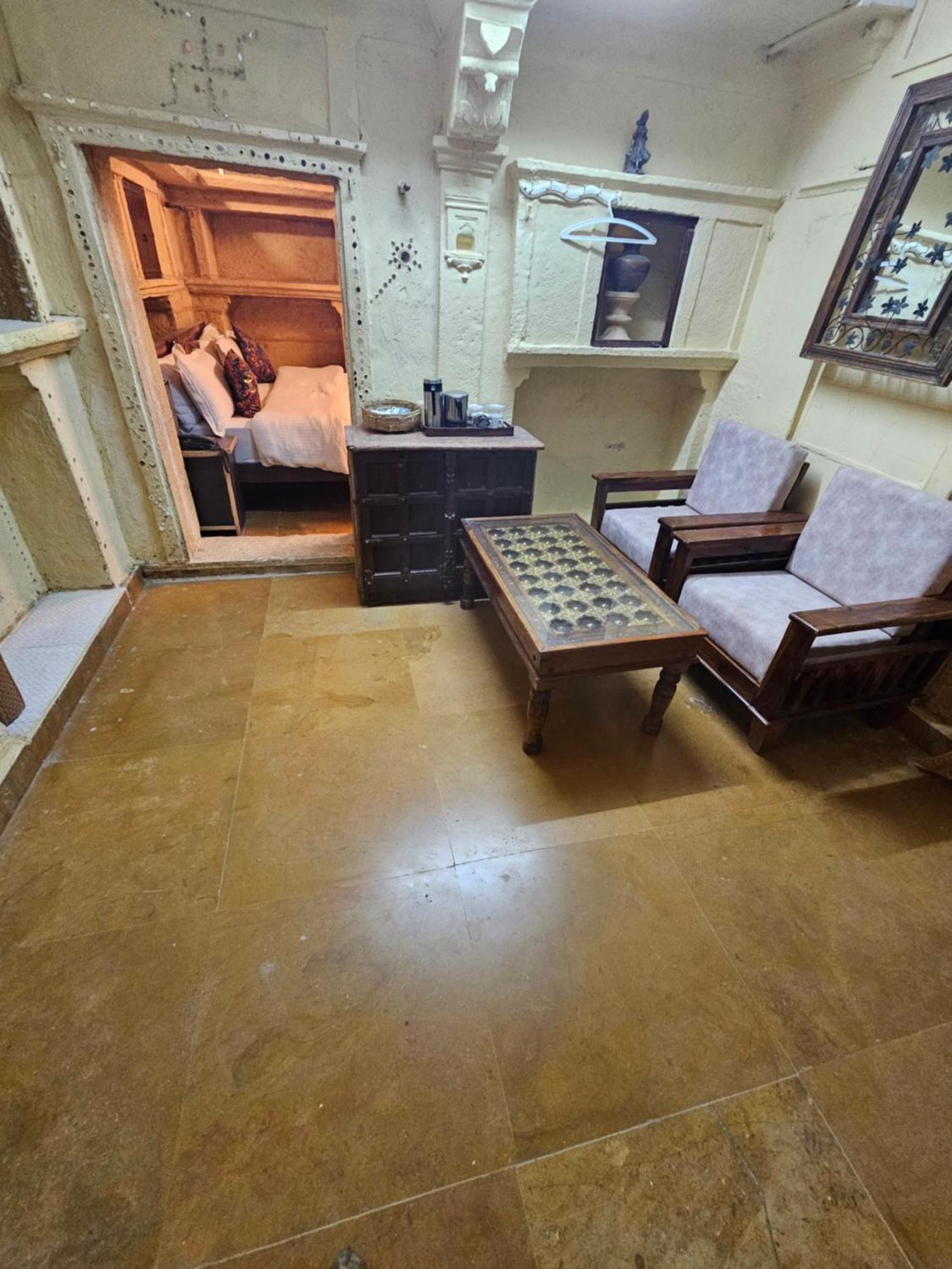 Desert Haveli Guest House ジャイサルメール 部屋 写真