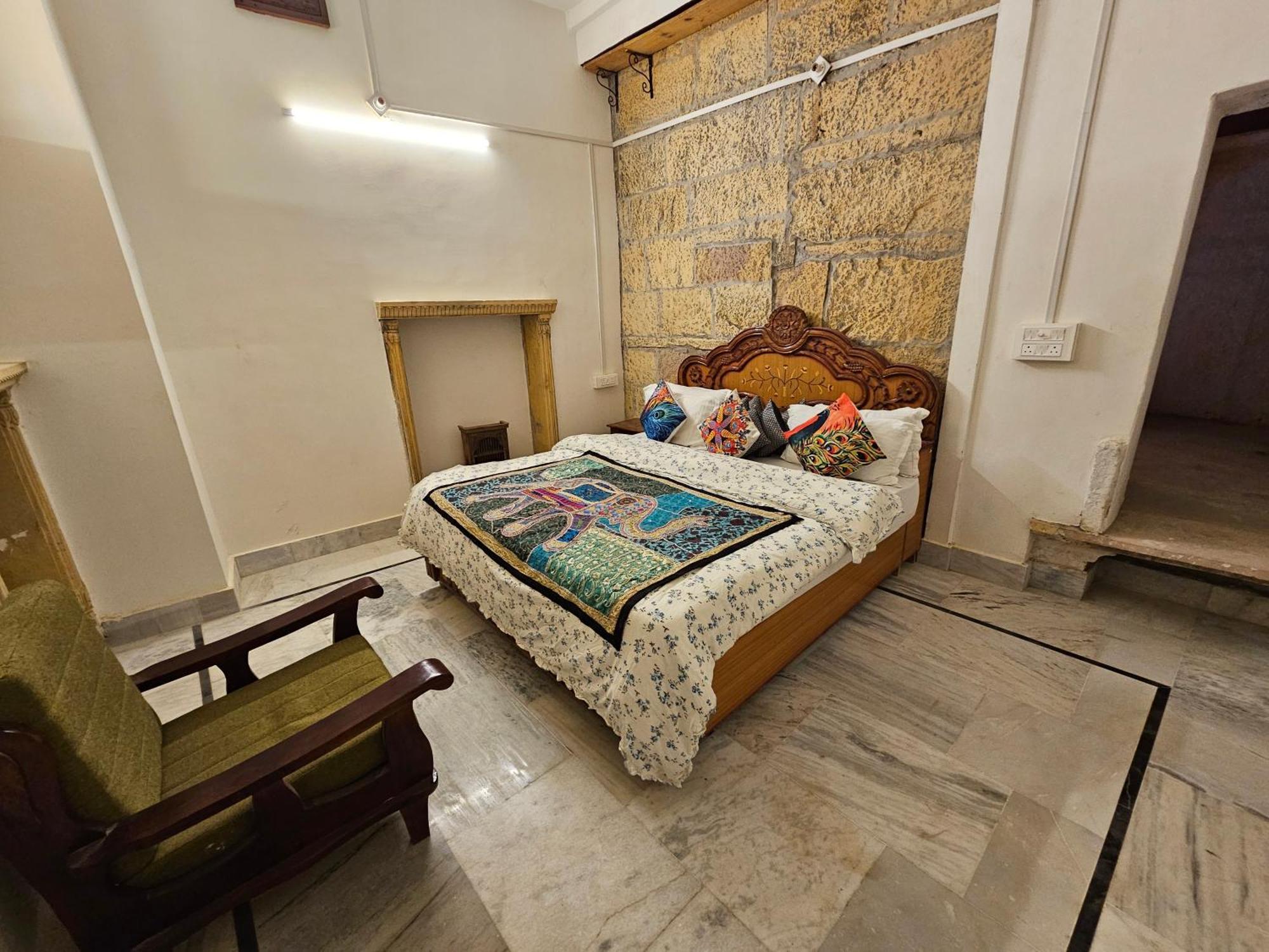 Desert Haveli Guest House ジャイサルメール 部屋 写真