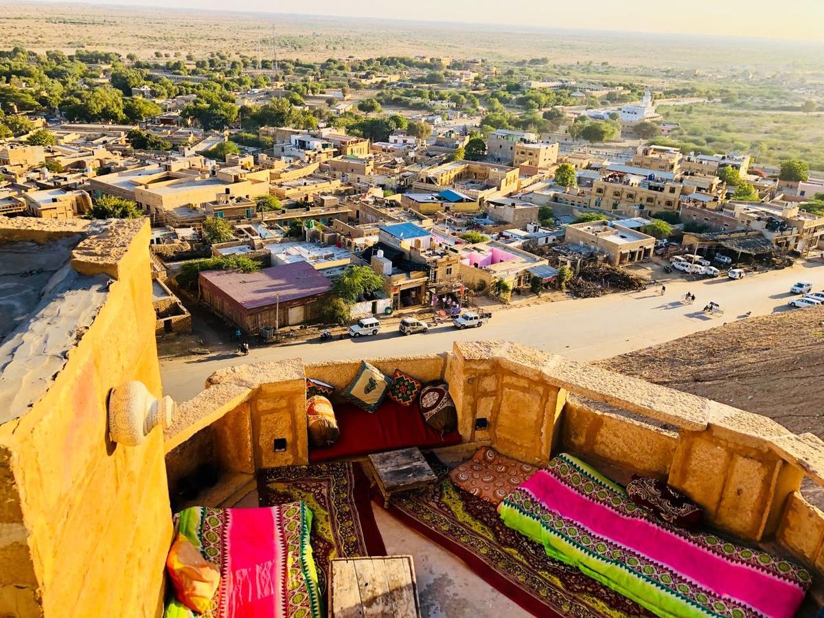 Desert Haveli Guest House ジャイサルメール エクステリア 写真