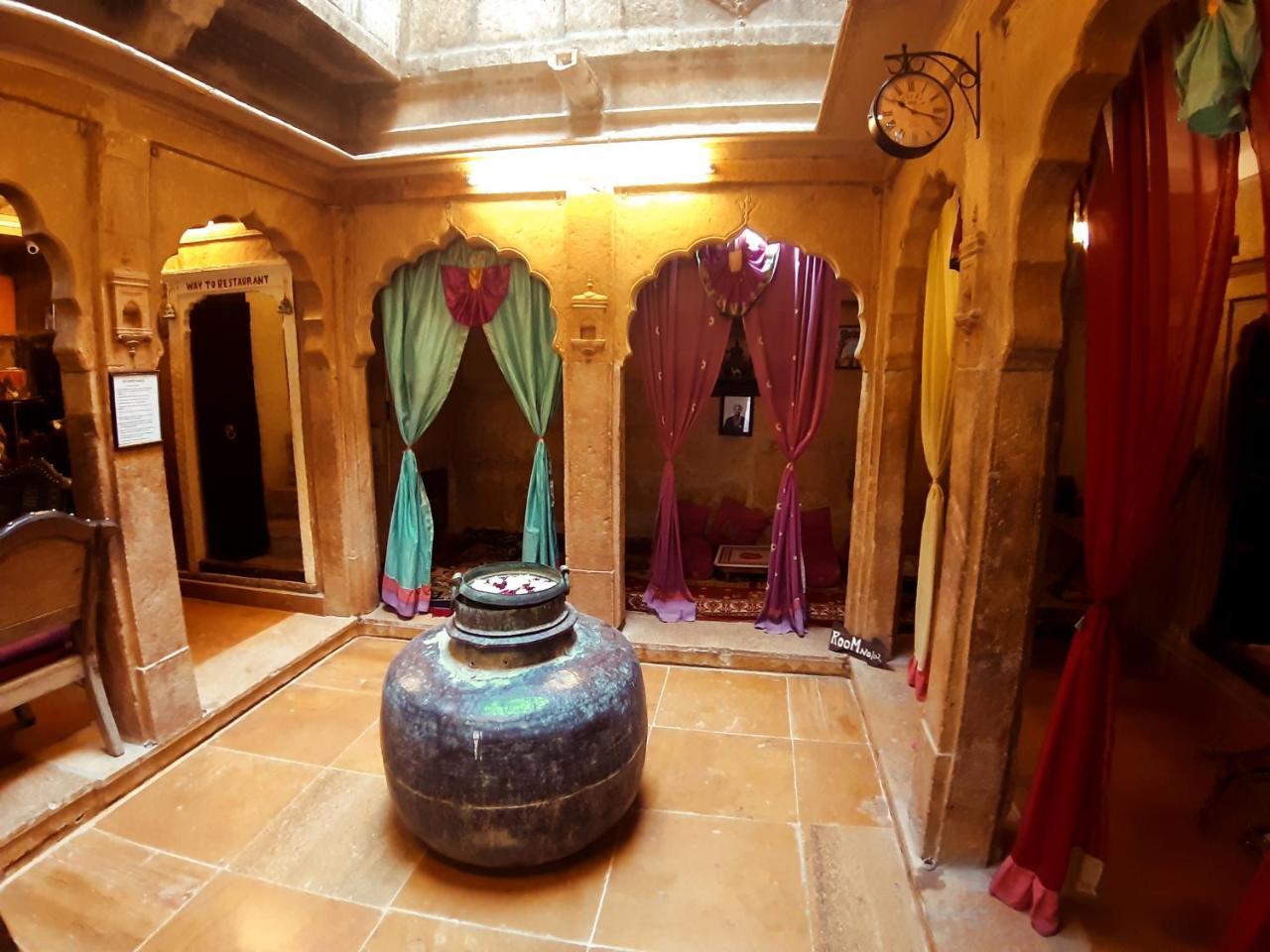 Desert Haveli Guest House ジャイサルメール エクステリア 写真